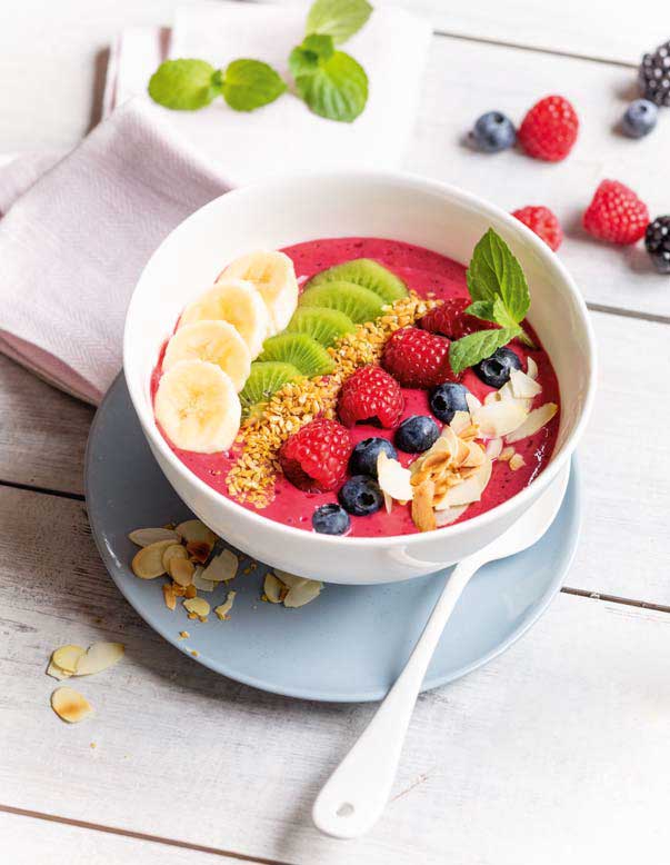 Gesund und lecker: Pink-Smoothie-Bowl